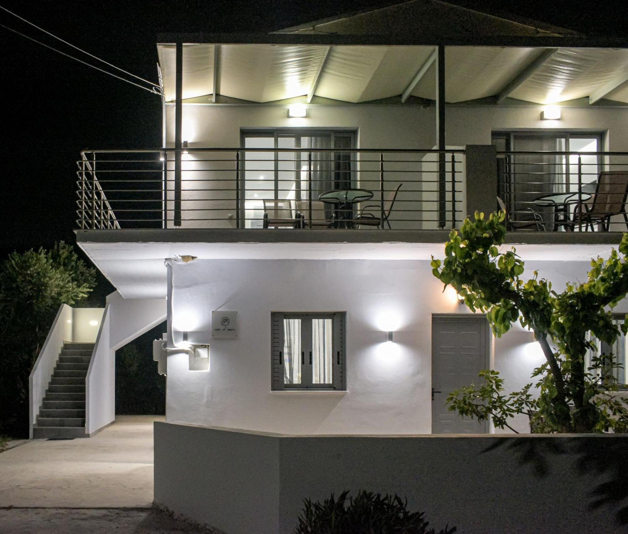 Casa Di Mare - Studios And Apartments On The Beach Vasilikí Exterior foto