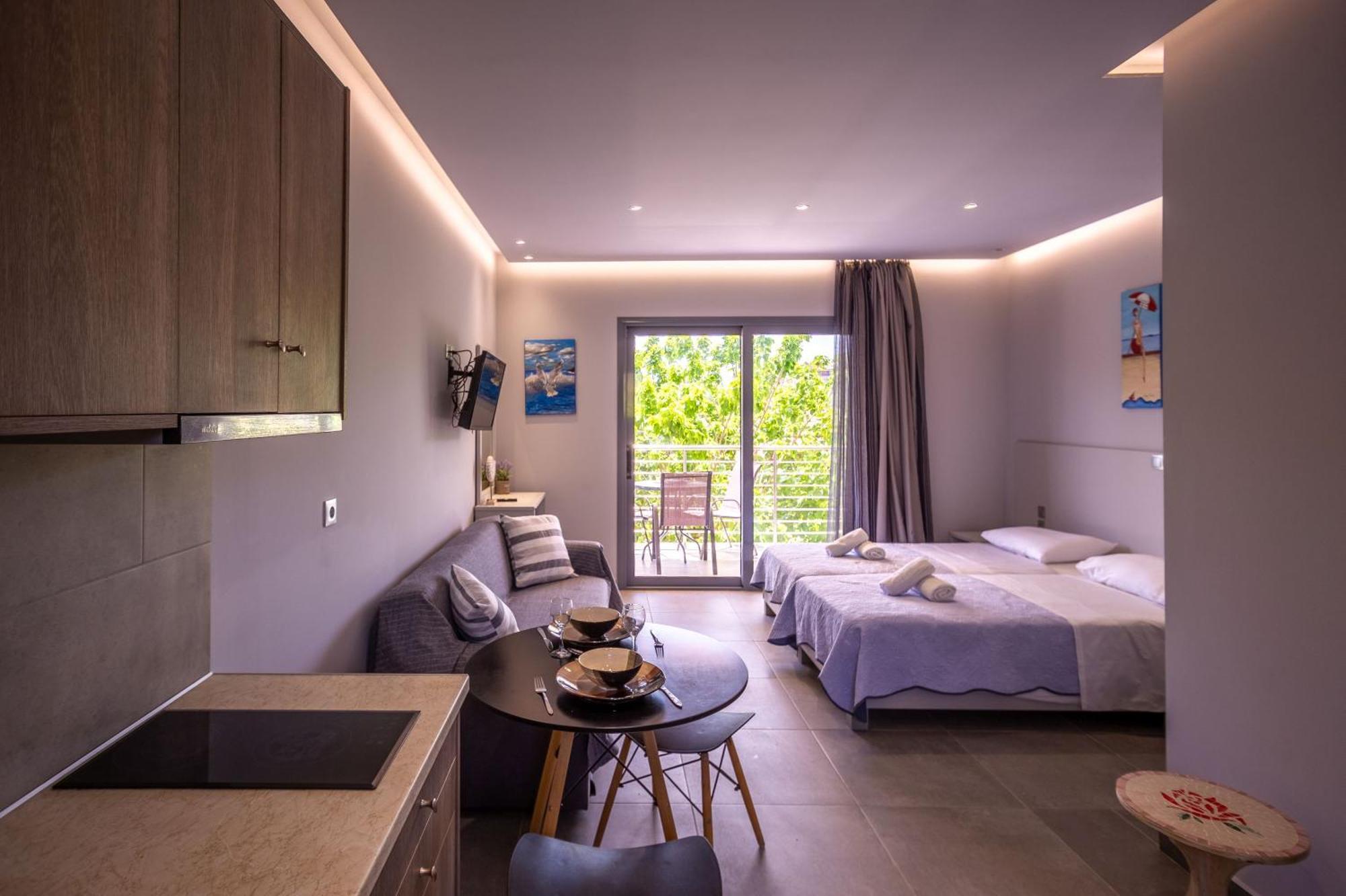 Casa Di Mare - Studios And Apartments On The Beach Vasilikí Exterior foto